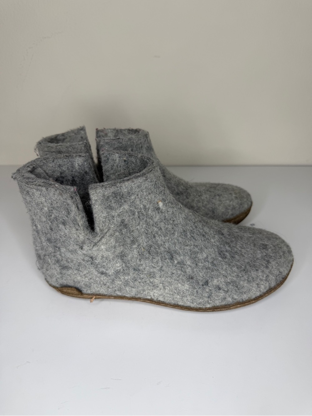 Glerups Shoe Gray Slippers Leather Bottom Women Size 37 US 6/6.5 Bootie Comfort